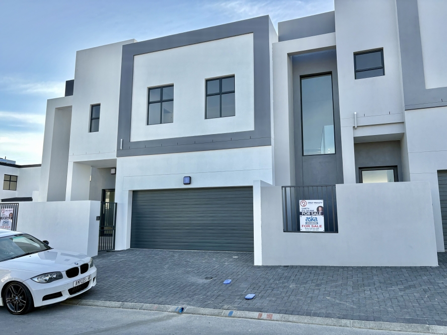 4 Bedroom Property for Sale in Sandown Western Cape